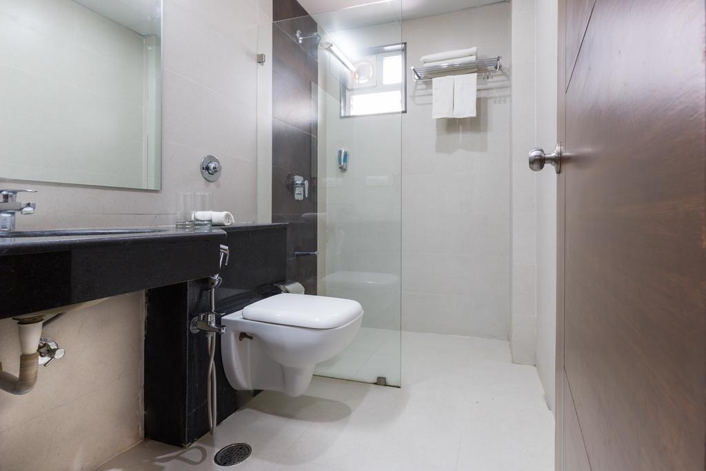 Sanctum Suites Bel Road Bangalore Exterior foto